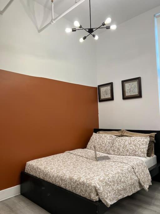 Апартаменты Cozy, High Rise, Large Studio Facing Downtown . Балтимор Экстерьер фото